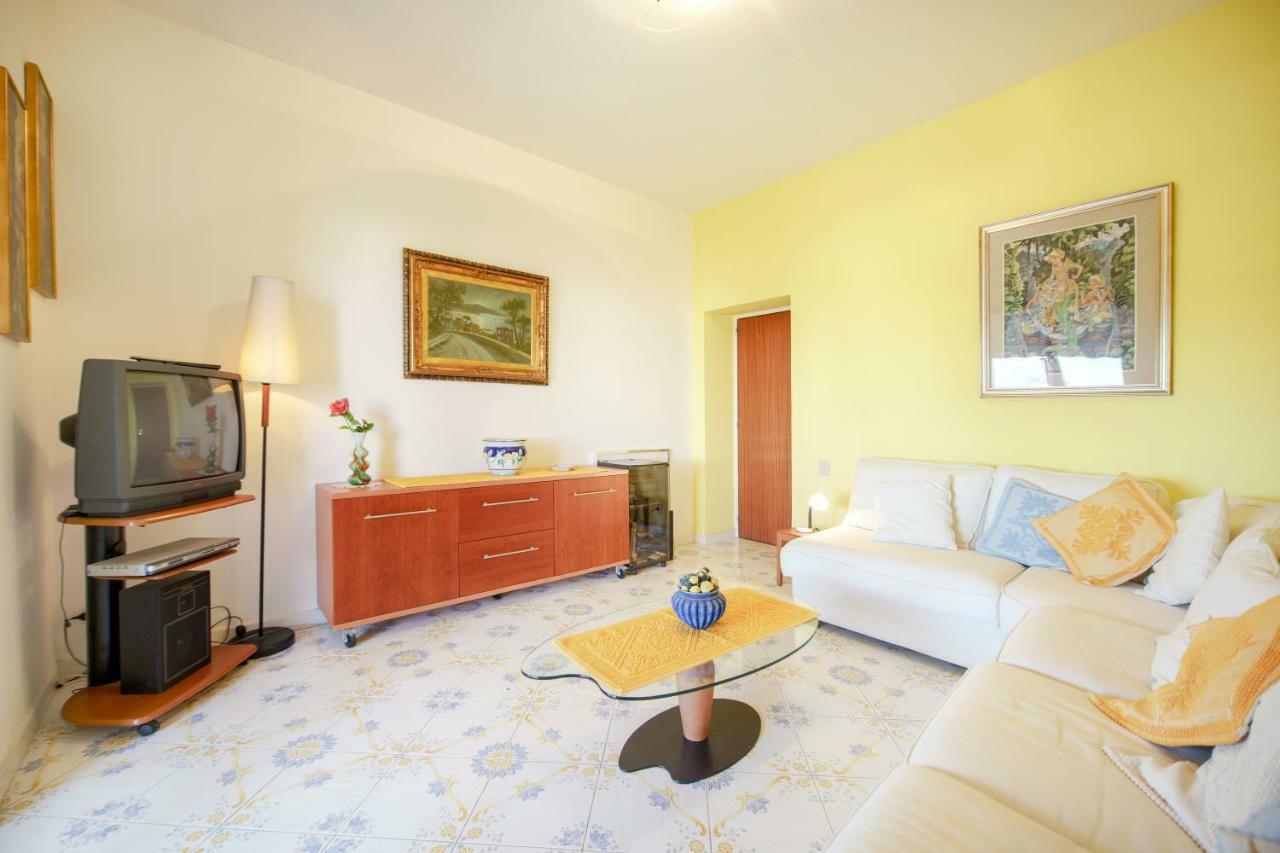 Aranci 77 Sorrento Apartment ภายนอก รูปภาพ