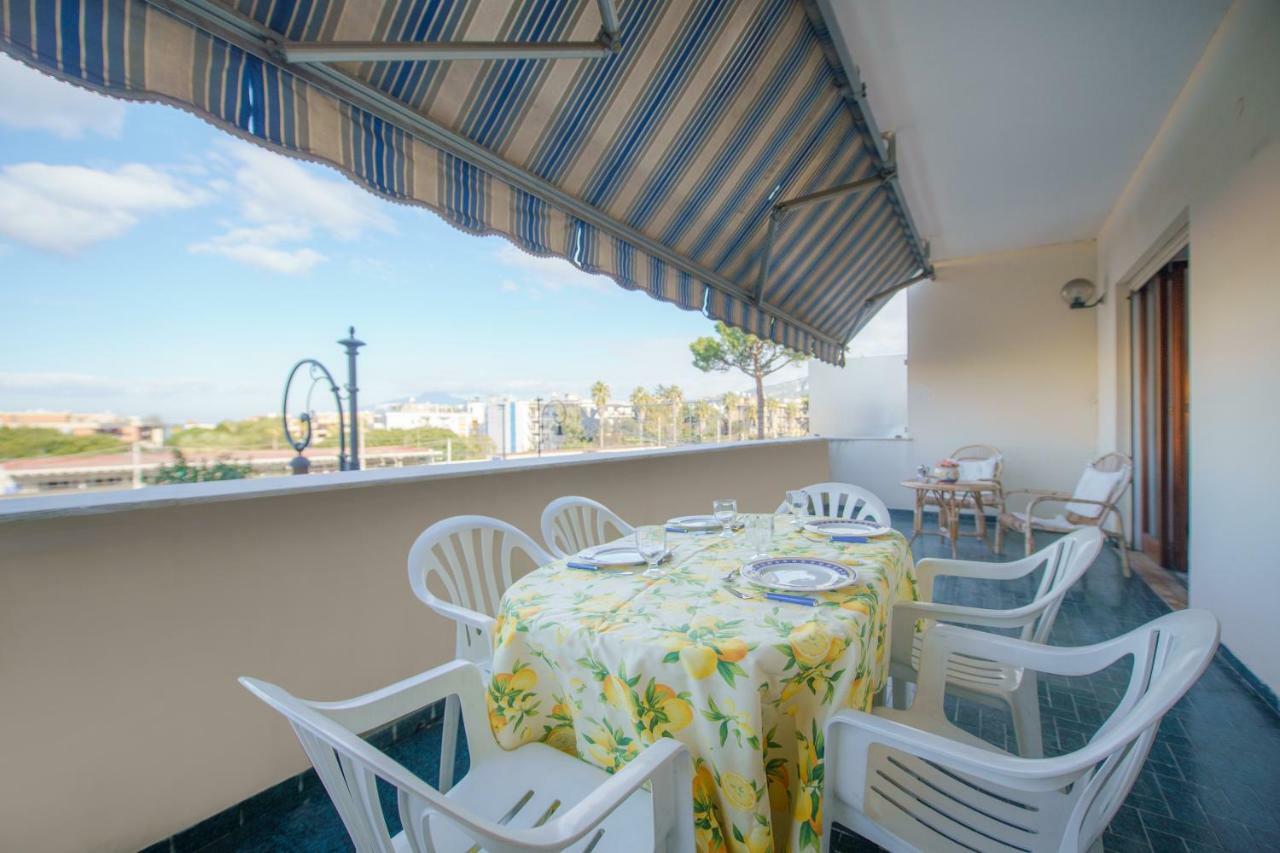 Aranci 77 Sorrento Apartment ภายนอก รูปภาพ
