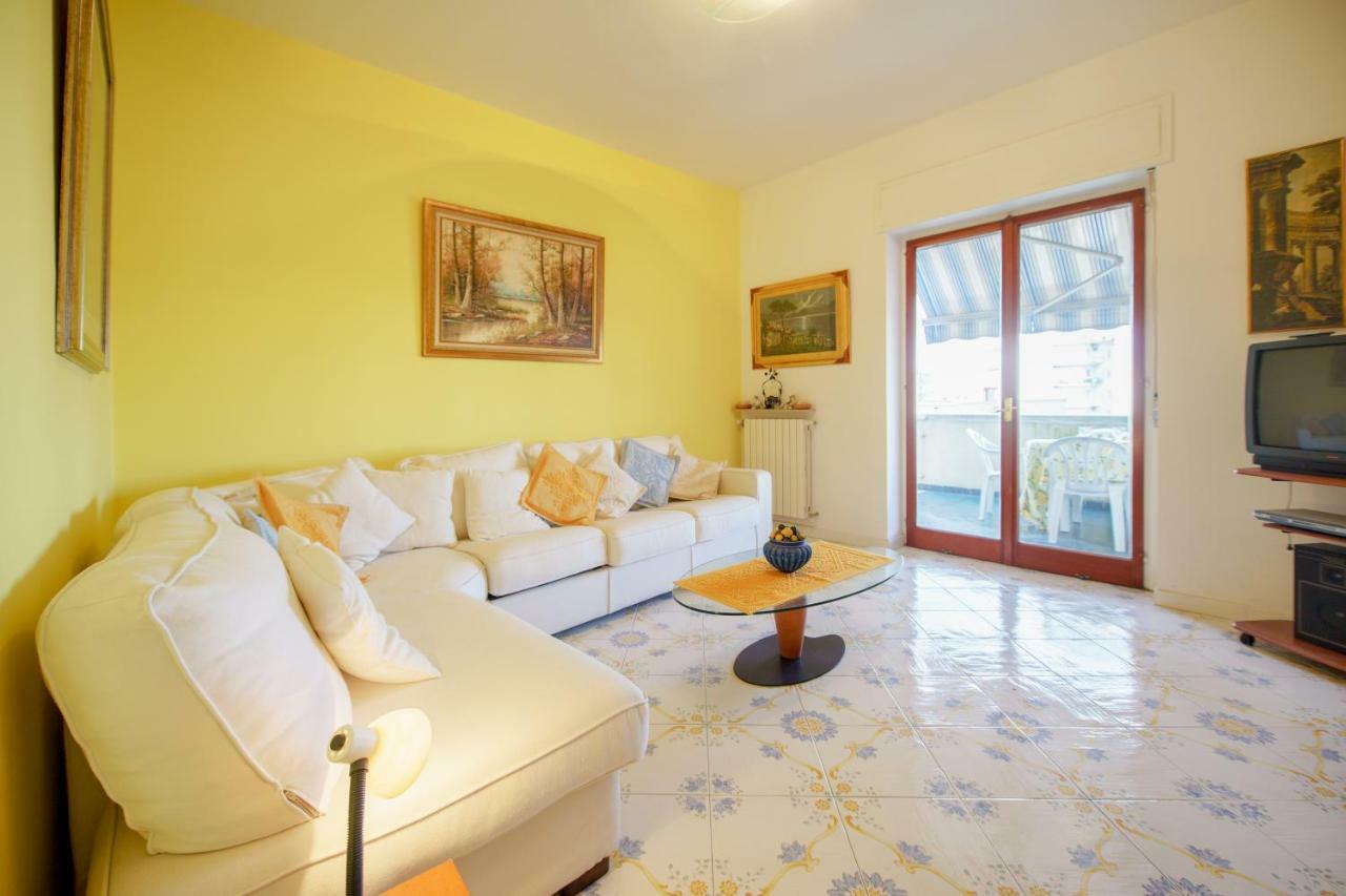 Aranci 77 Sorrento Apartment ภายนอก รูปภาพ